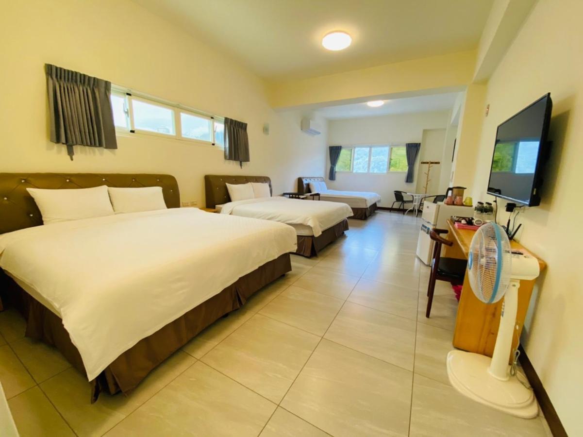Taitung Crabs House Appartement Chenggong Buitenkant foto