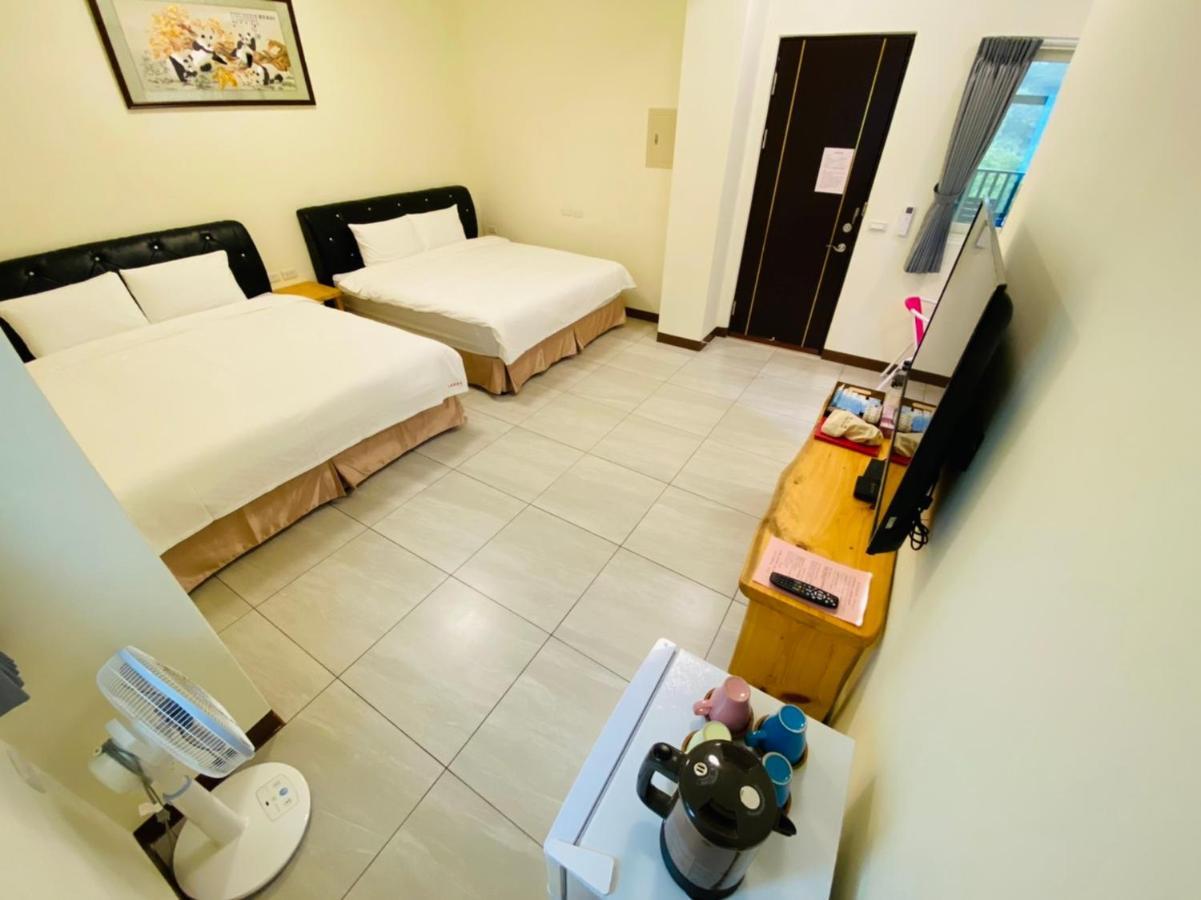 Taitung Crabs House Appartement Chenggong Buitenkant foto