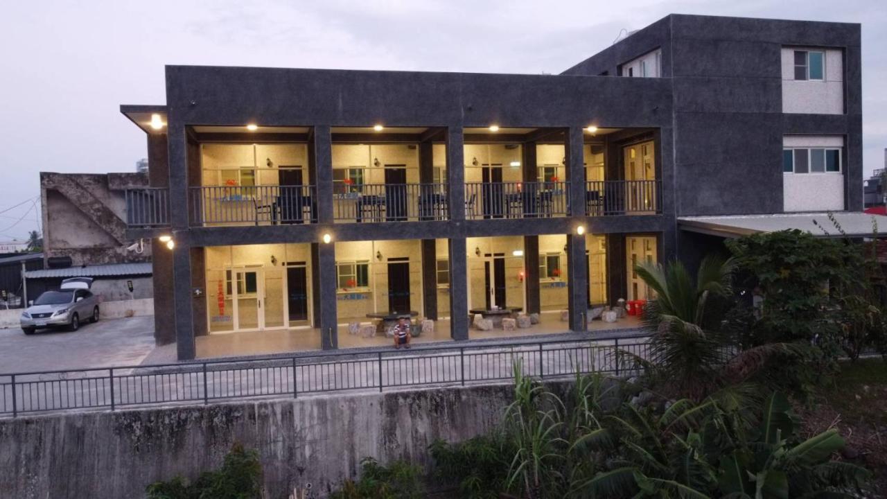 Taitung Crabs House Appartement Chenggong Buitenkant foto